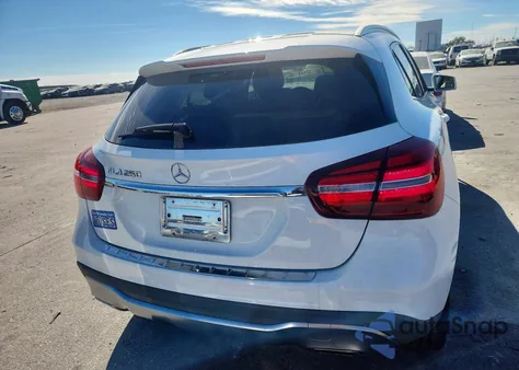 2019 Mercedes-Benz Gla 250 из США, поврежденный, VIN WDCTG4EB1KU009919